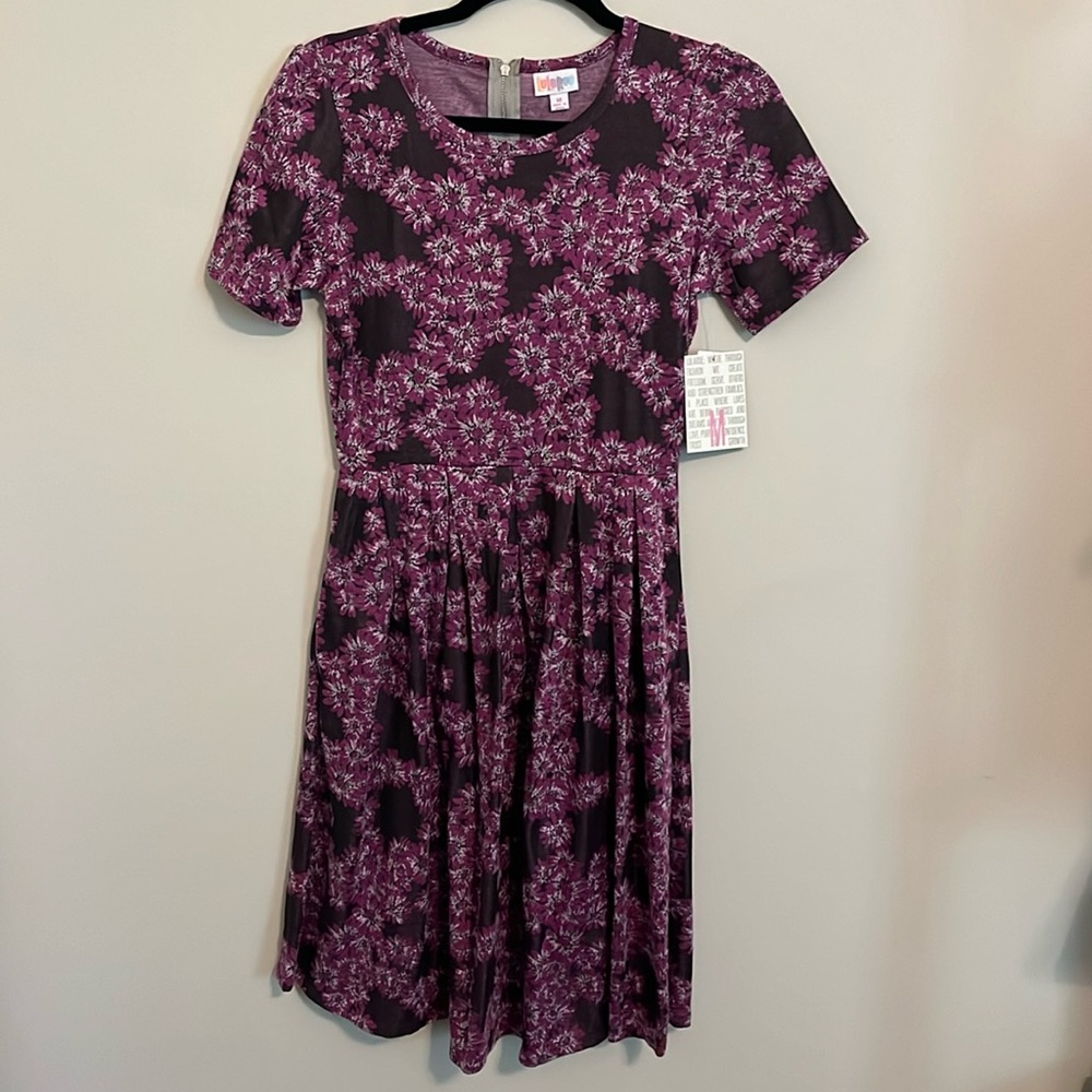 M Floral LuLaRoe Amelia Dress